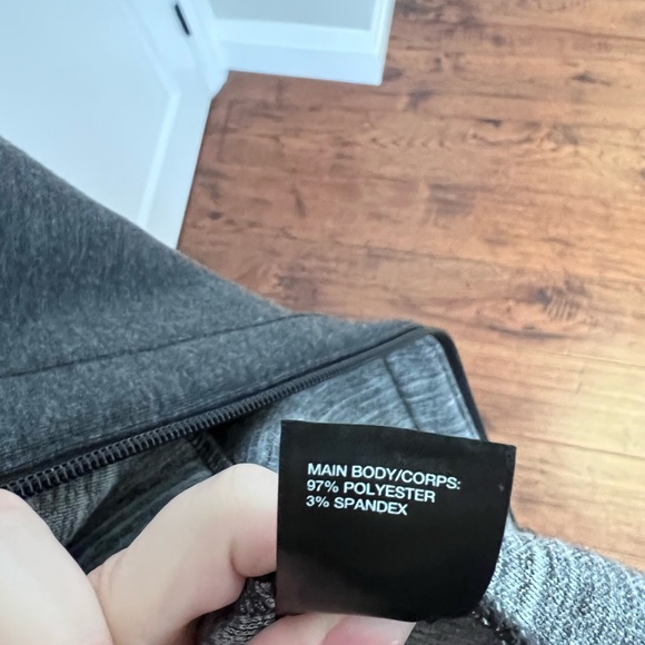 Zella Zip up jacket - Picture 3 of 3